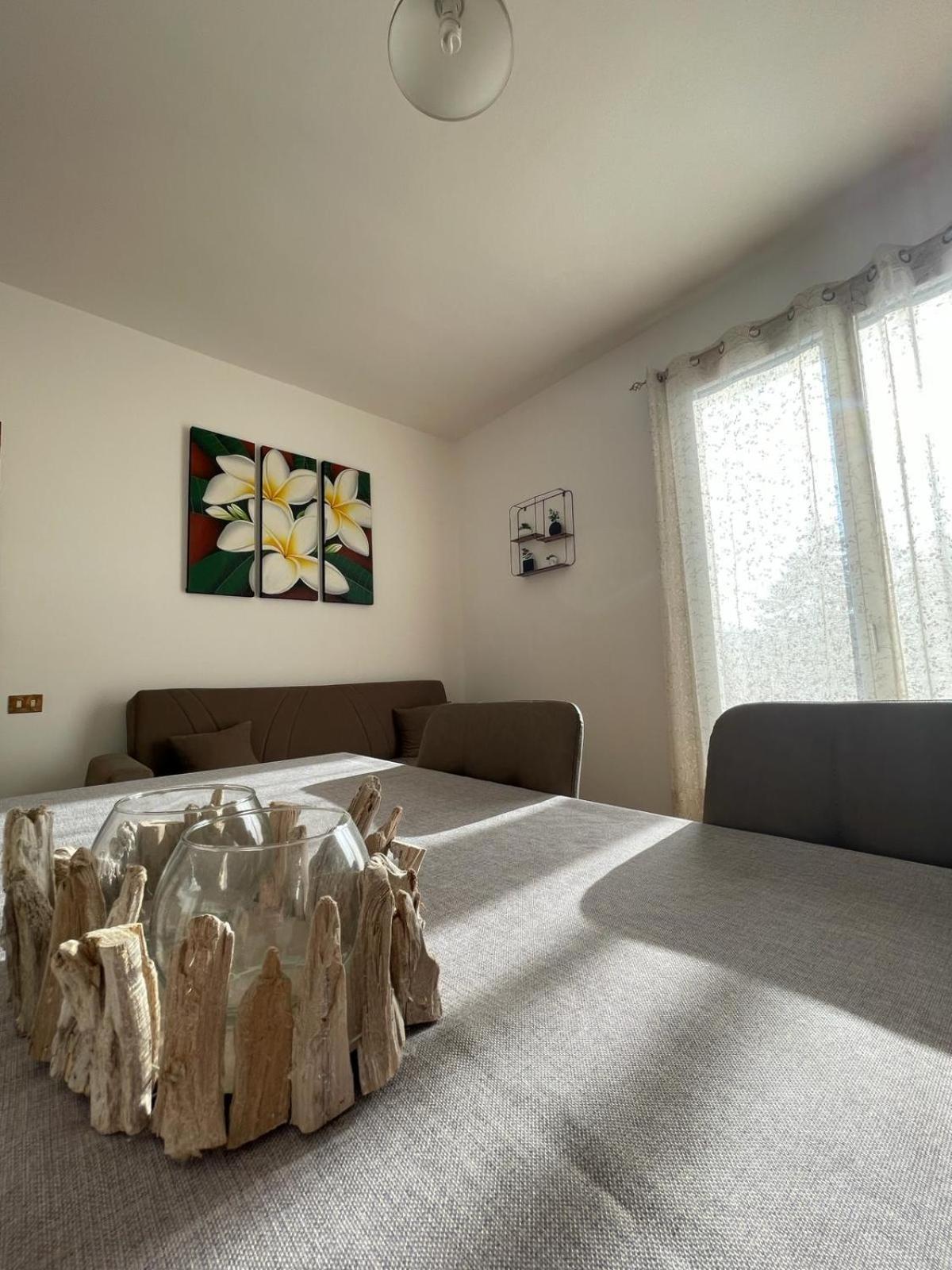 Water Lily Apartment Bardello Exterior photo